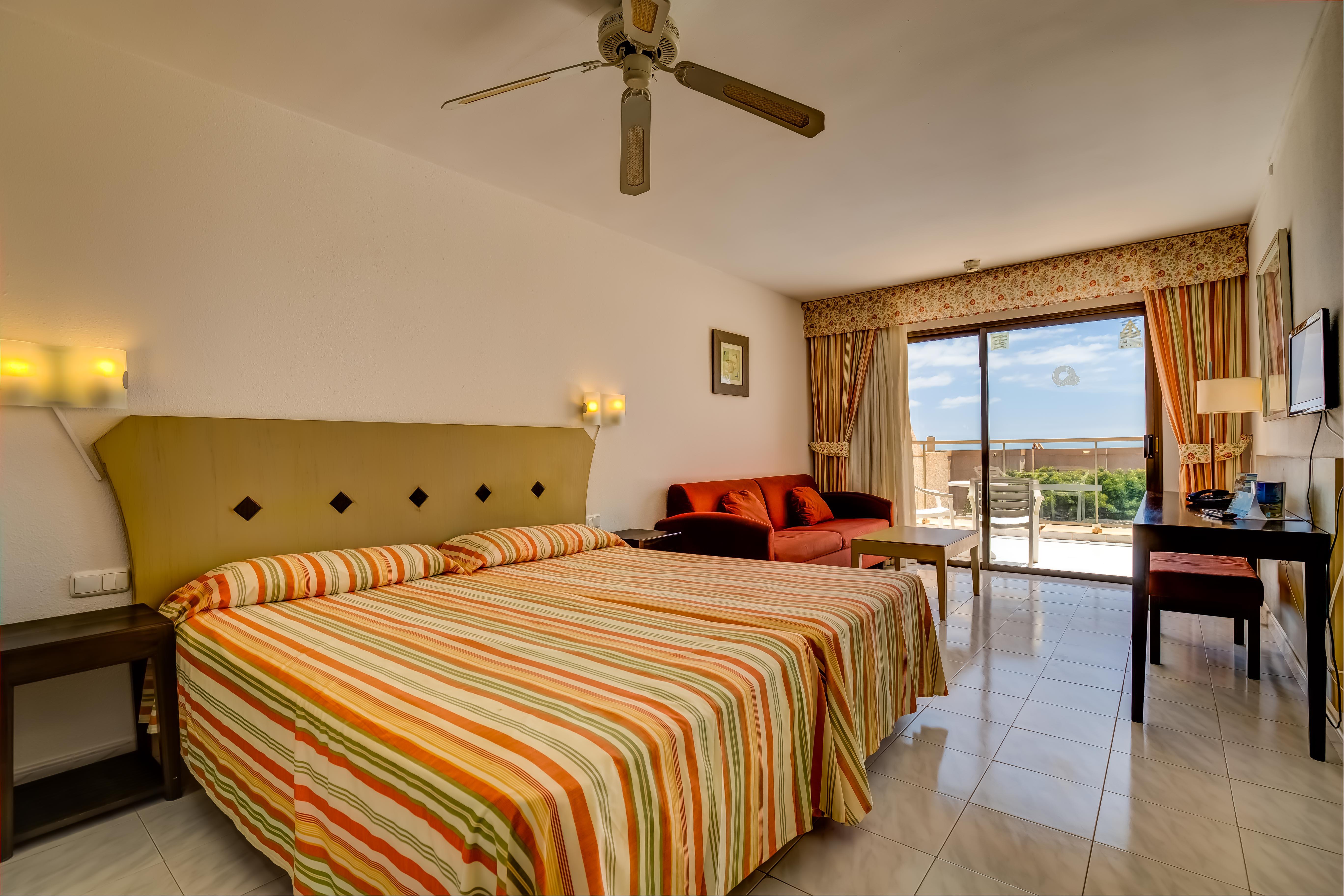 Sbh Taro Beach Hotel Коста-Кальма Екстер'єр фото