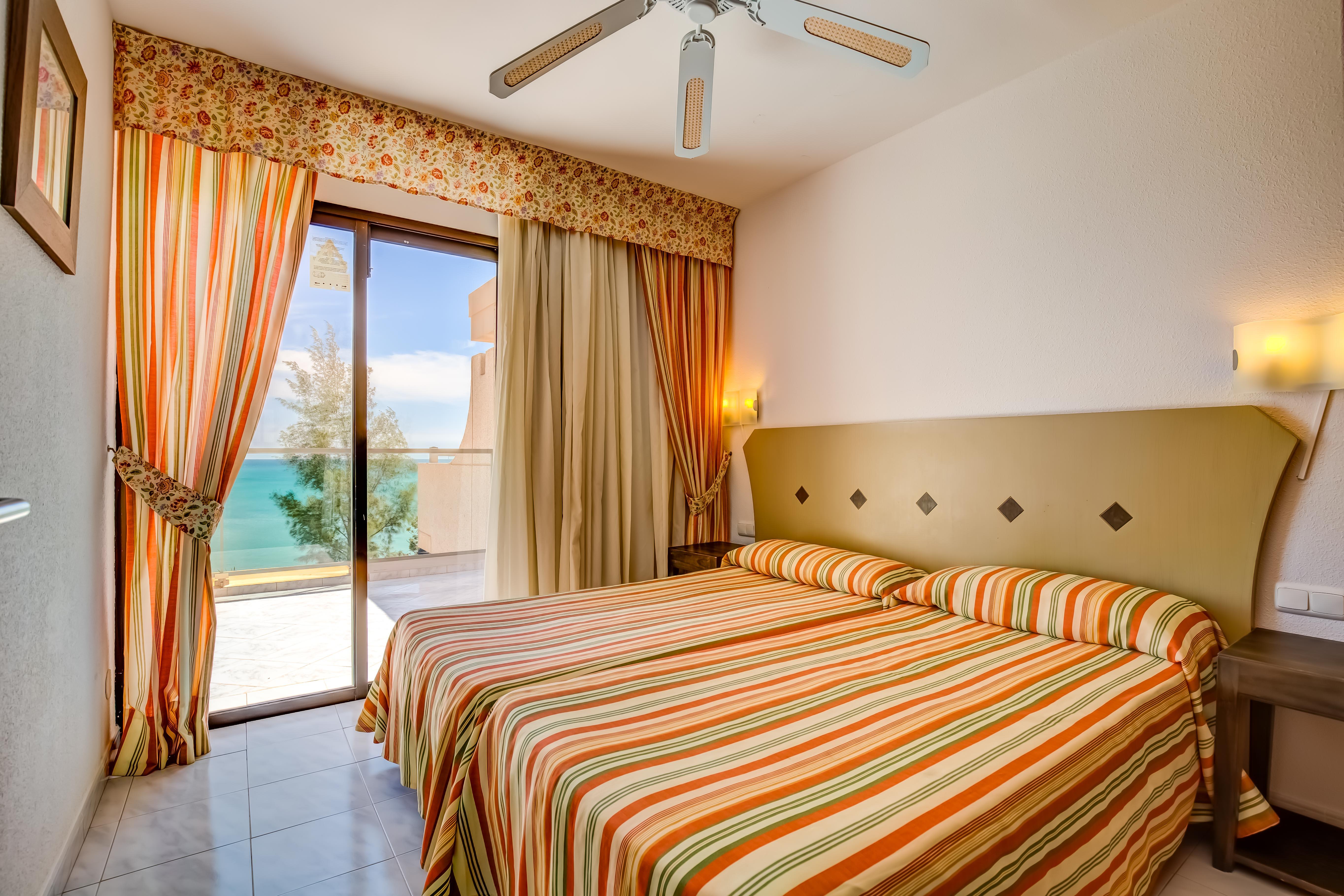 Sbh Taro Beach Hotel Коста-Кальма Екстер'єр фото